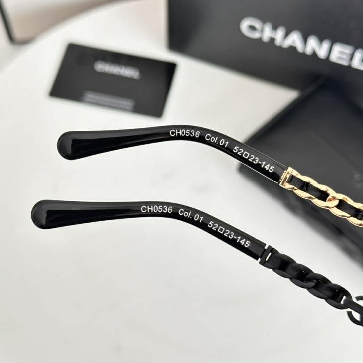 Picture of Chanel Sunglasses _SKUfw76722031fw